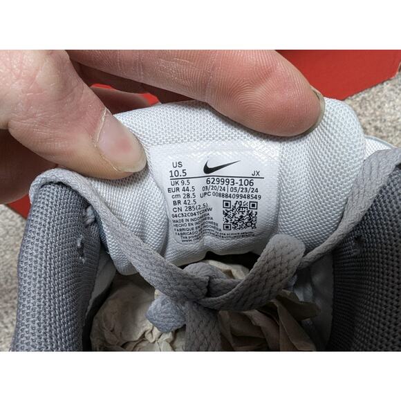 Nike Air Max Command Shoes Mens 10.5 White University Red Running Sneakers - Picture 7 of 11